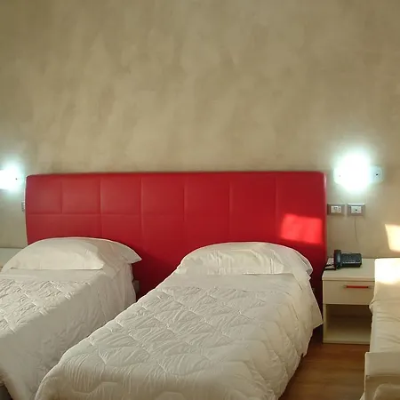 Toscana Hotel 3*