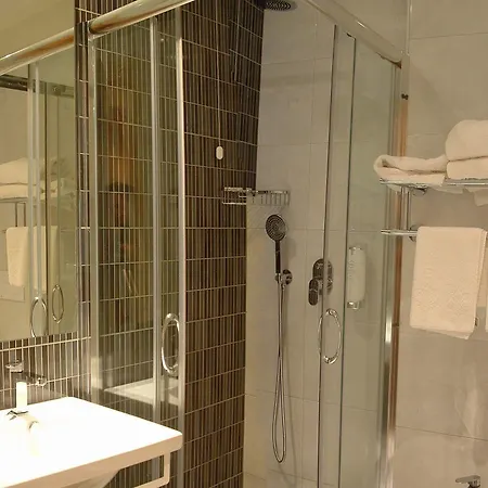 Hotel Toscana 3*